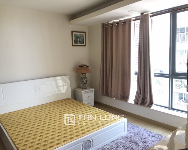 3 bedrooms Apartment in Dong Da, Ha Noi, Vietnam No. 2960