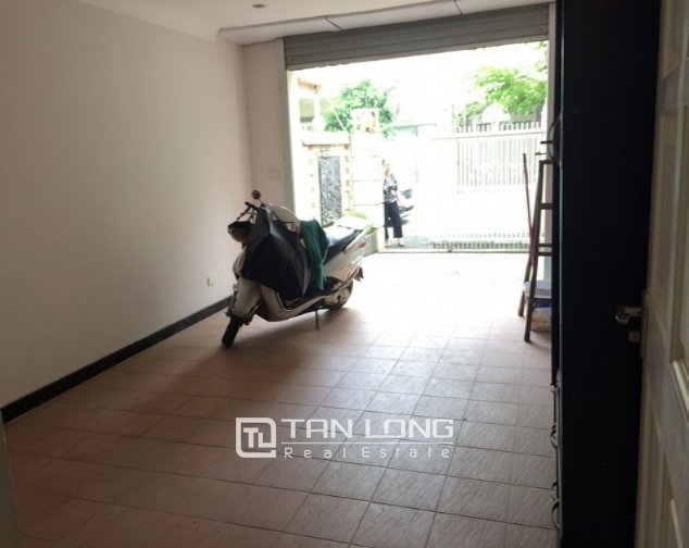 4 bedrooms Villa in Tay Ho, Ha Noi, Vietnam No. 2962