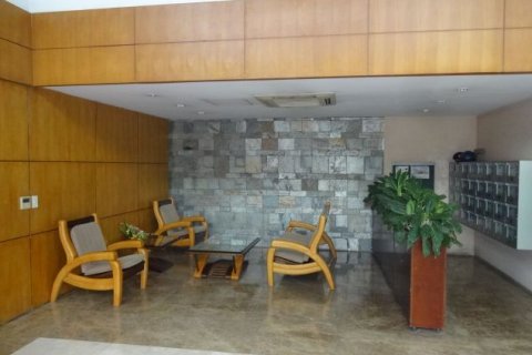 2 bedrooms Apartment in Tay Ho, Ha Noi,  No. 6610 10