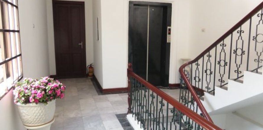 Квартира с 1 спальней в Хоанкьем, Ханой ,  № 6530
