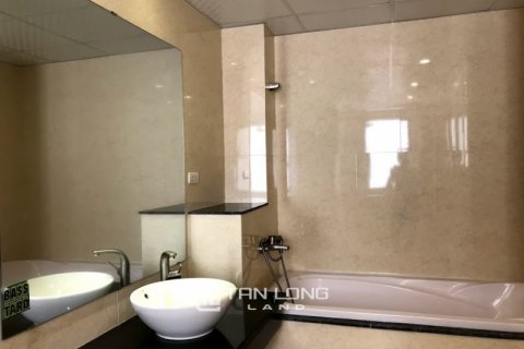 Квартира с 3 спальнями в Тэйхо, Ханой , № 2665 10