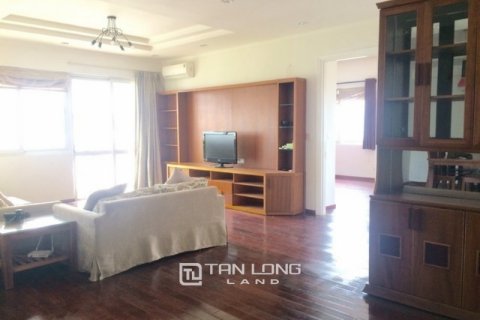 3 bedrooms Apartment in Tay Ho, Ha Noi, No. 2662 2
