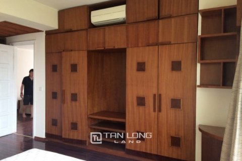 3 bedrooms Apartment in Tay Ho, Ha Noi, No. 2662 8