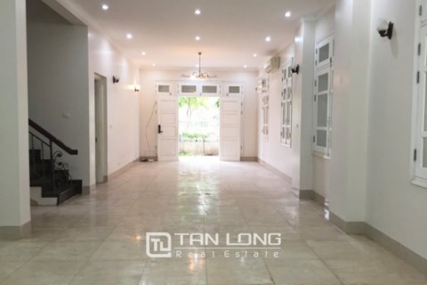 4 bedrooms Villa in Tay Ho, Ha Noi, No. 4875 2