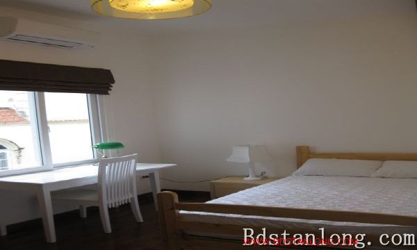 Квартира с 3 спальнями в Тэйхо, Ханой, Вьетнам № 5267