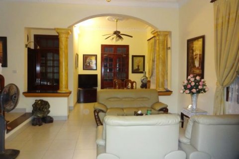 4 bedrooms Villa in Tay Ho, Ha Noi, No. 5965 7