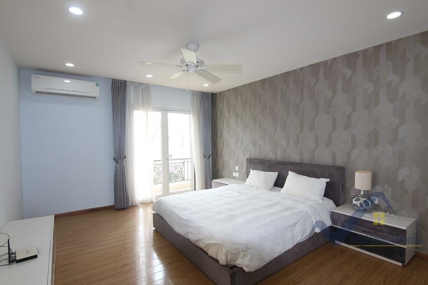 4 bedrooms Villa in Long Bien, Ha Noi, Vietnam No. 19861
