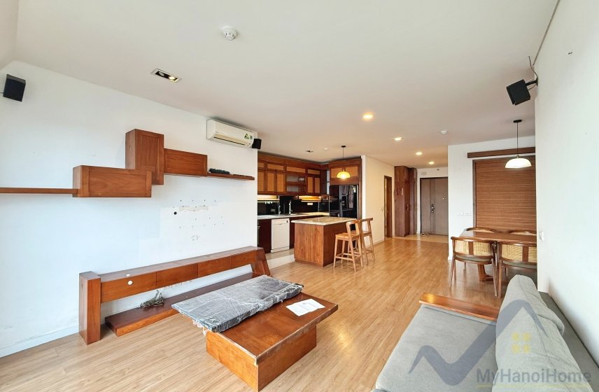 3 bedrooms Apartment in Long Bien, Ha Noi, Vietnam No. 19764