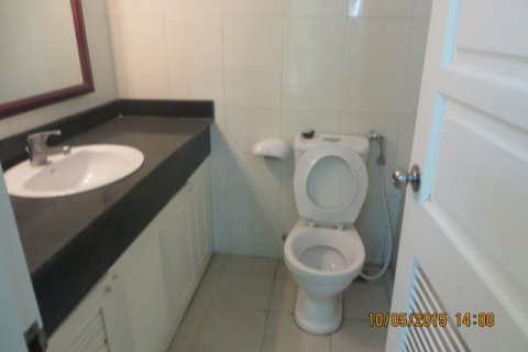 3 bedrooms Apartment in Tay Ho, Ha Noi,  No. 5913 9