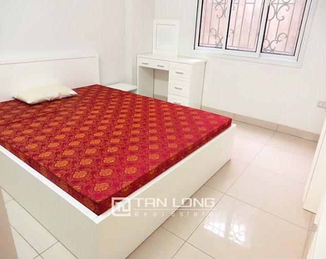 2 bedrooms Apartment in Dong Da, Ha Noi, Vietnam No. 4652
