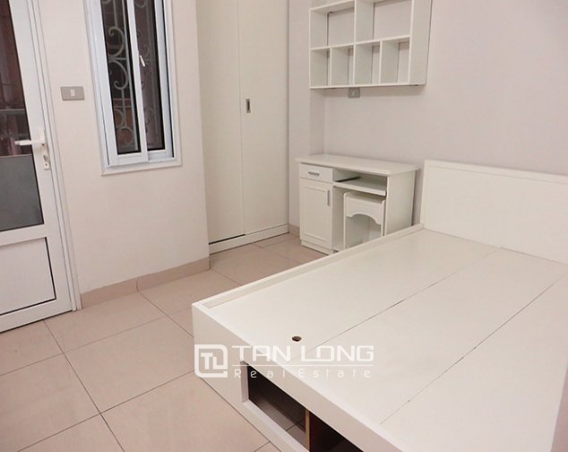 2 bedrooms Apartment in Dong Da, Ha Noi, Vietnam No. 4652