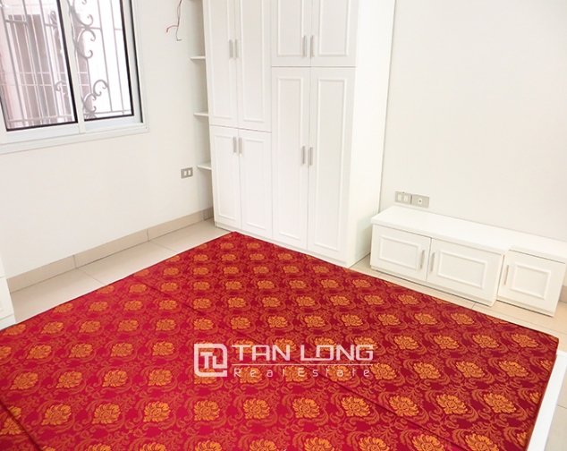 2 bedrooms Apartment in Dong Da, Ha Noi, Vietnam No. 4652