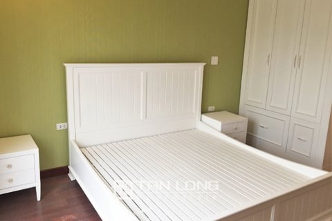 Вилла с 4 спальнями в Лонгбьен, Ханой , № 4653 12