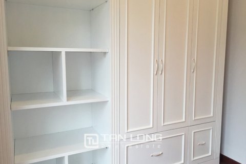 Вилла с 4 спальнями в Лонгбьен, Ханой , № 4653 10