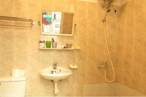 Дом с 4 спальнями в Бадинь, Ханой , № 6742 9