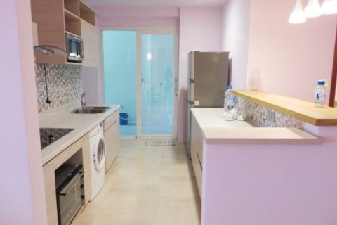 Квартира с 3 спальнями в Тэйхо, Ханой , № 6743 6