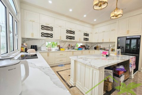 5 bedrooms Villa in Nha Trang, No. 27982 10
