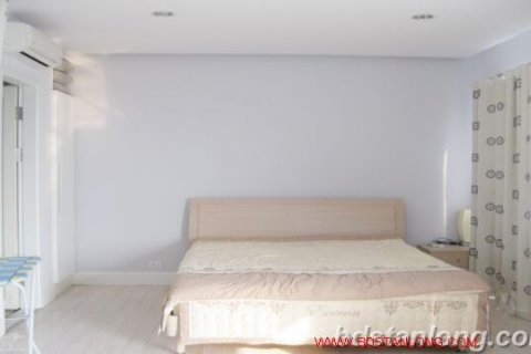 1 bedroom Apartment in Tay Ho, Ha Noi, No. 8385 4