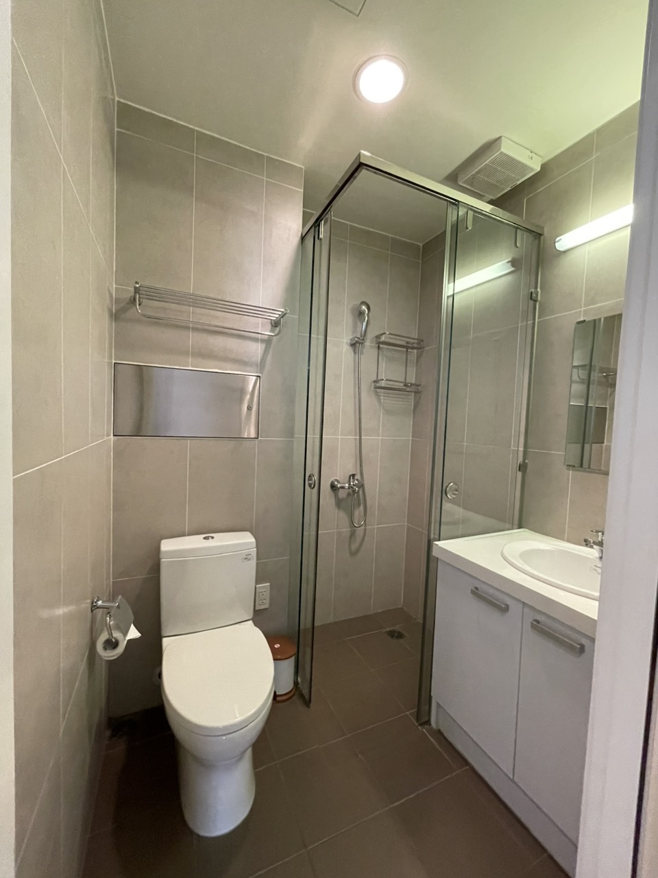 2 bedrooms Condo in Thu Dau Mot, Vietnam No. 25473