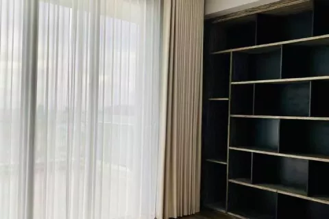 Квартира с 4 спальнями в Тхудык, Хошимин ,  № 12143 3
