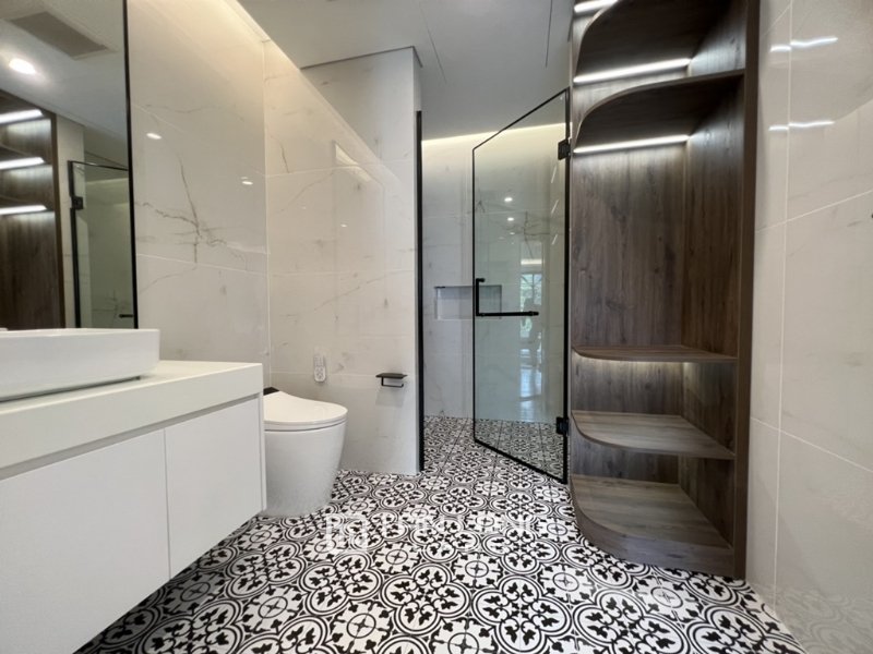 7 bedrooms House in Tay Ho, Ha Noi, Vietnam No. 2149