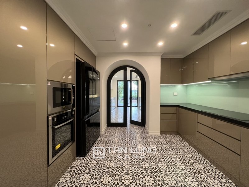 7 bedrooms House in Tay Ho, Ha Noi, Vietnam No. 2149