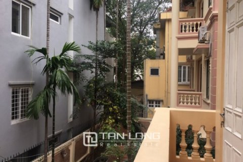 4 bedrooms House in Tay Ho, Ha Noi, No. 3693 2