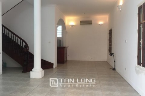 4 bedrooms House in Tay Ho, Ha Noi, No. 3693 6