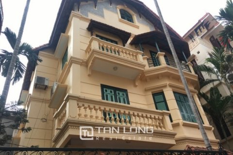 4 bedrooms House in Tay Ho, Ha Noi, No. 3693 3