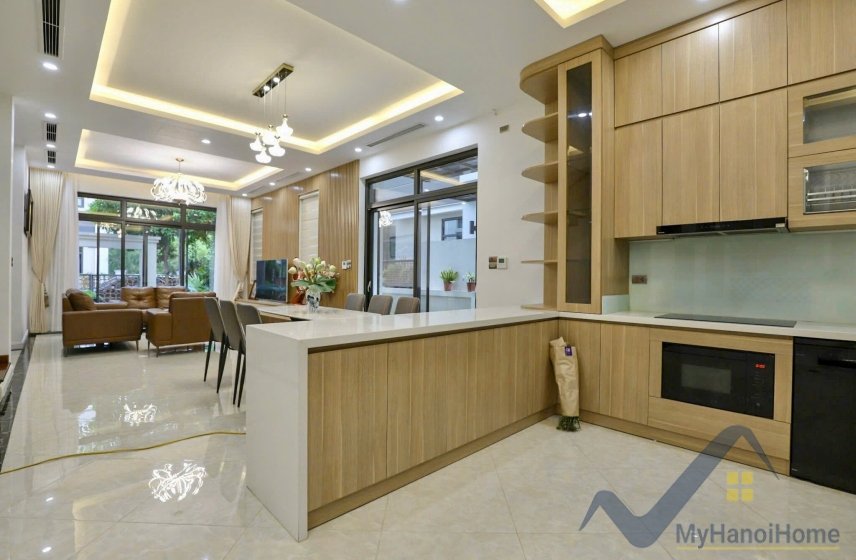 4 bedrooms Villa in Tay Ho, Ha Noi, Vietnam No. 26472