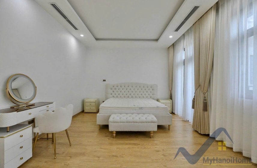 4 bedrooms Villa in Tay Ho, Ha Noi, Vietnam No. 26472