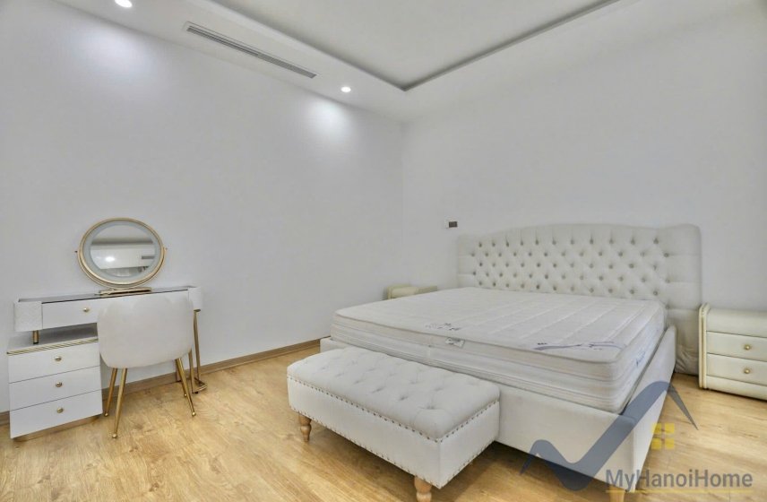 4 bedrooms Villa in Tay Ho, Ha Noi, Vietnam No. 26472