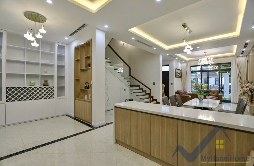 4 bedrooms Villa in Tay Ho, Ha Noi, Vietnam No. 26472