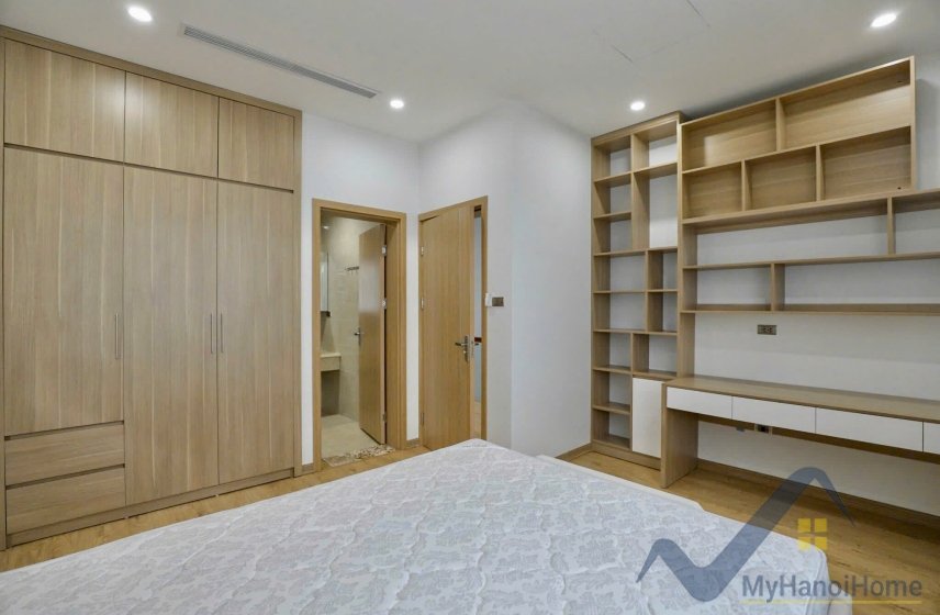 4 bedrooms Villa in Tay Ho, Ha Noi, Vietnam No. 26472