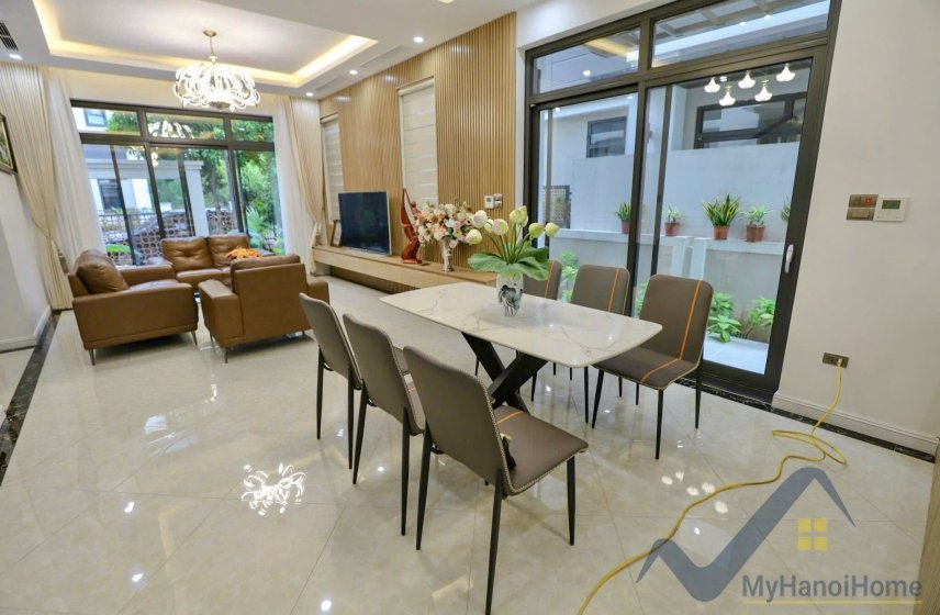 4 bedrooms Villa in Tay Ho, Ha Noi, Vietnam No. 26472