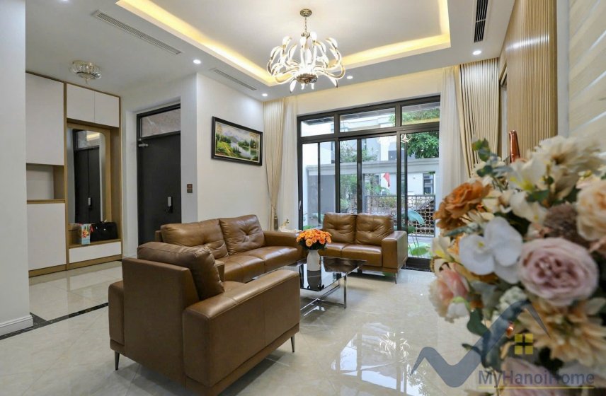 4 bedrooms Villa in Tay Ho, Ha Noi, Vietnam No. 26472