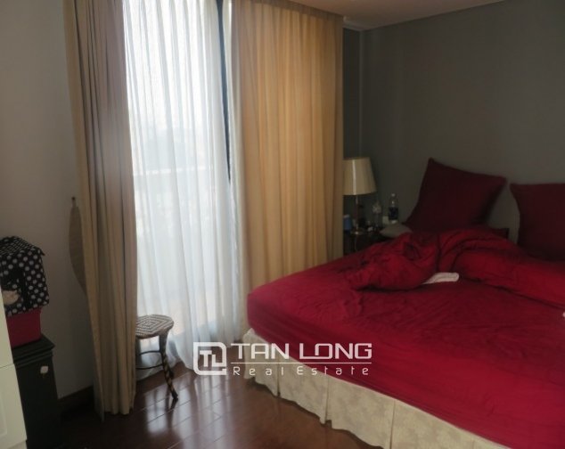 3 bedrooms Apartment in Hoan Kiem, Ha Noi, Vietnam No. 5009