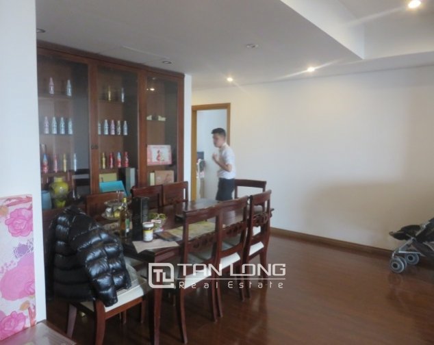 3 bedrooms Apartment in Hoan Kiem, Ha Noi, Vietnam No. 5009