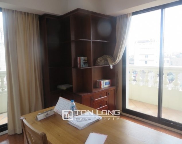 3 bedrooms Apartment in Hoan Kiem, Ha Noi, Vietnam No. 5009
