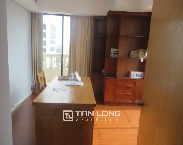 3 bedrooms Apartment in Hoan Kiem, Ha Noi, Vietnam No. 5009