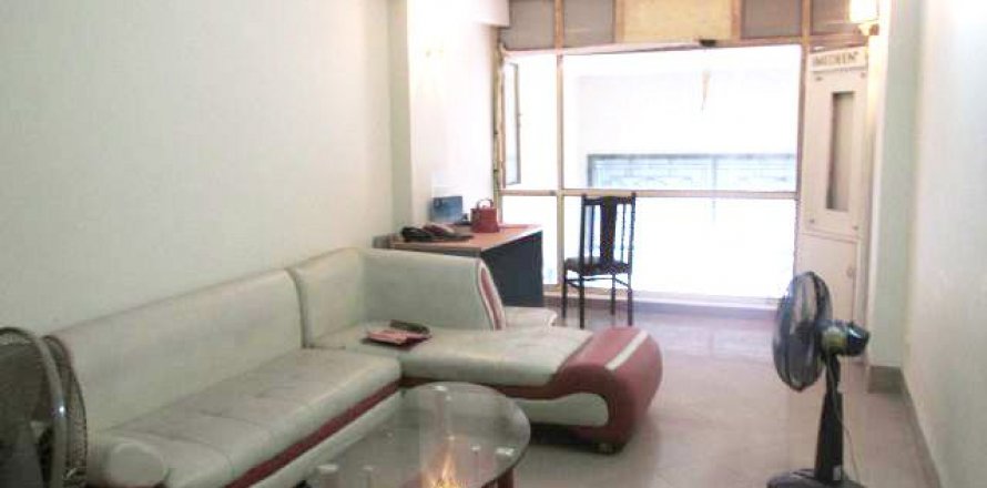 5 bedrooms House in Dong Da, Ha Noi, No. 6909