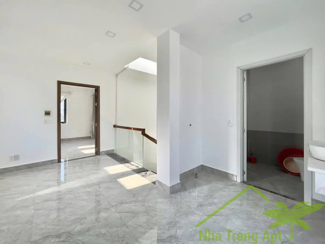 3 bedrooms Villa in Nha Trang, Vietnam No. 27915