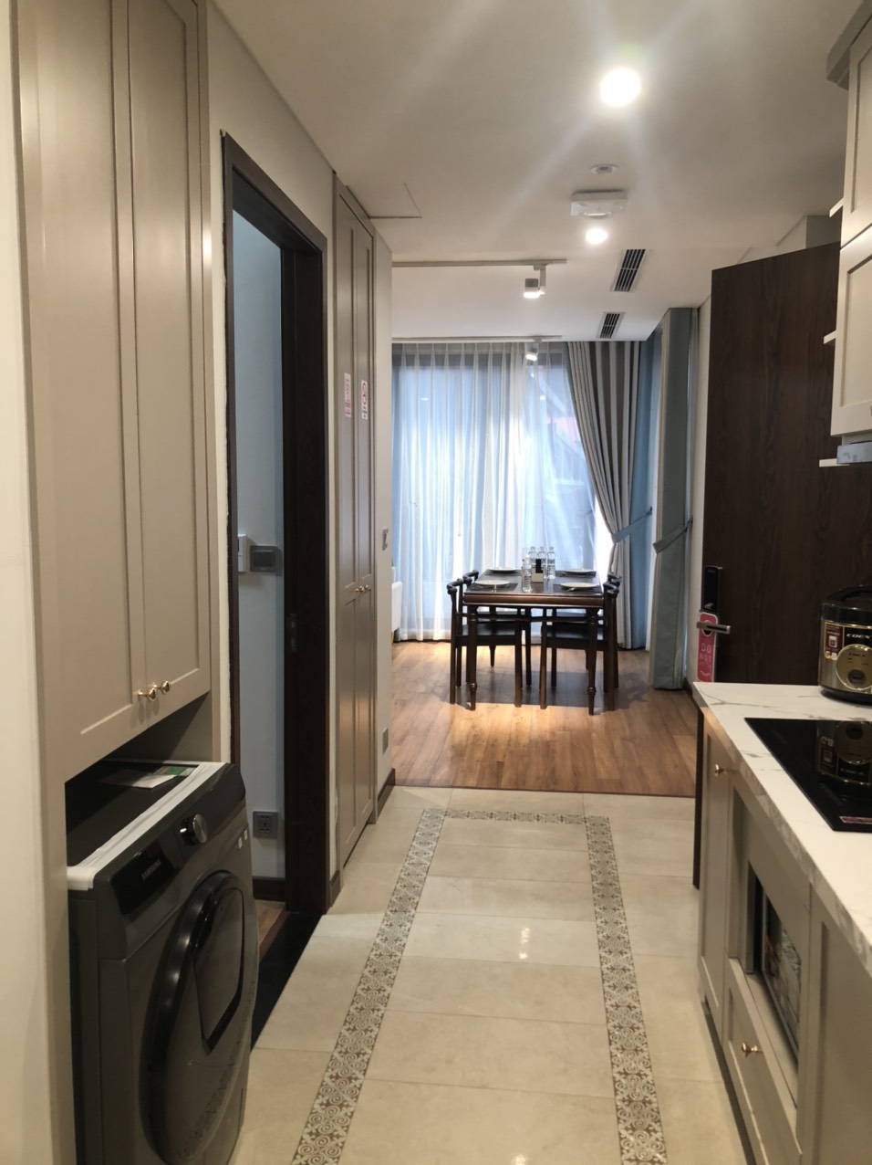 2 bedrooms Apartment in Tay Ho, Ha Noi, Vietnam No. 18145