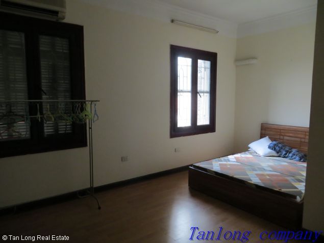 3 bedrooms Apartment in Cau Giay, Ha Noi, Vietnam No. 6817