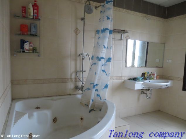 3 bedrooms Apartment in Cau Giay, Ha Noi, Vietnam No. 6817