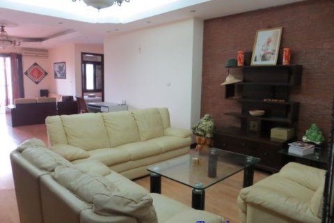 3 bedrooms Apartment in Cau Giay, Ha Noi, No. 6817