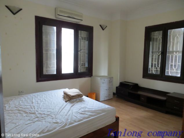3 bedrooms Apartment in Cau Giay, Ha Noi, Vietnam No. 6817