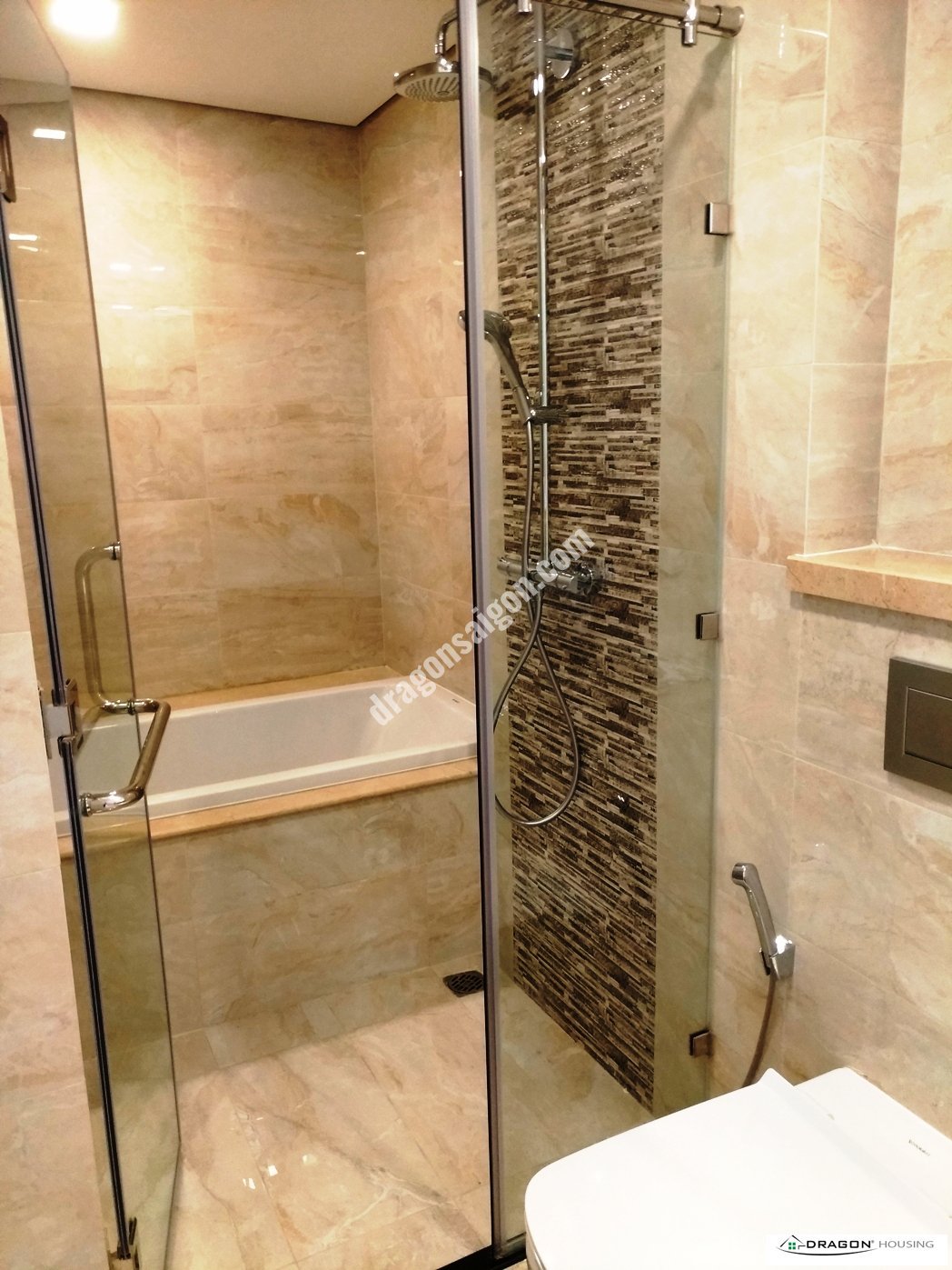 2 bedrooms Apartment in District 1, Ho Chi Minh, Vietnam No. 14923