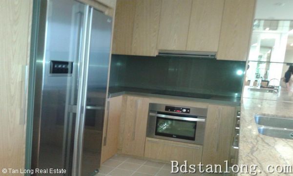 3 bedrooms Apartment in Cau Giay, Ha Noi, Vietnam No. 7096