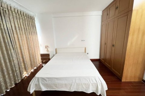 3 bedrooms Apartment in Tay Ho, Ha Noi, No. 2102 9
